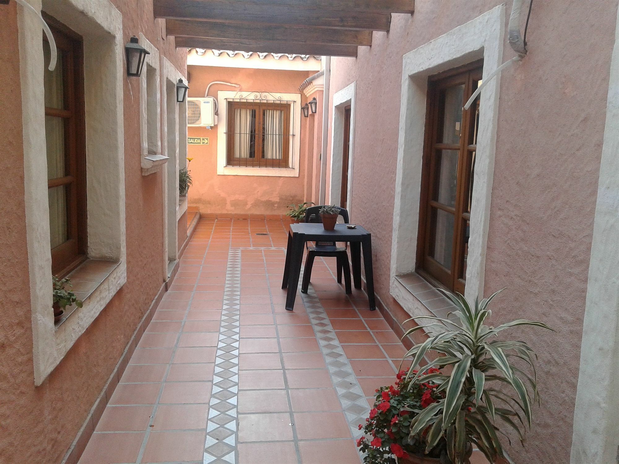 סלטה Hostal Terrazas Del San Bernardo מראה חיצוני תמונה
